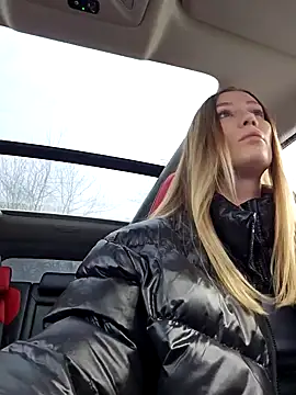 Snapshot of Pussy_Drive03 chatting on October 26, 5:35 am Pussy Drive03 online show from October 26, 5:35 am