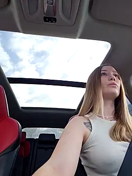 Snapshot of Pussy_Drive03 chatting on October 28, 3:54 am Pussy Drive03 online show from October 28, 3:54 am