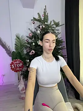 Celine Roxelle online show from November 18, 11:58 am