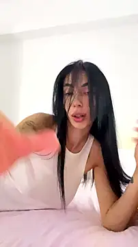 Snapshot of Celine_Roxelle chatting on July 26, 11:28 am Celine Roxelle online show from July 26, 11:28 am