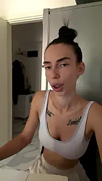 Snapshot of Celine_Roxelle chatting on July 28, 3:43 pm Celine Roxelle online show from July 28, 3:43 pm