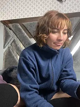 Maggie Geller online show from February 14, 8:59 pm