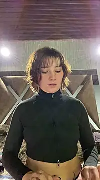 Maggie Geller online show from February 16, 2:09 am