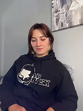 Maggie Geller online show from March 5, 8:21 pm