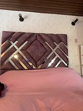 Maggie Geller online show from March 7, 2:12 pm