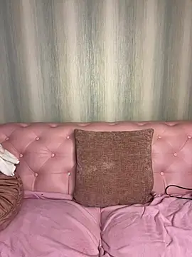 Maggie Geller online show from March 19, 9:37 pm