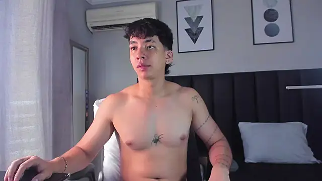 ISAAC CRYSTON online show from March 10, 8:01 pm