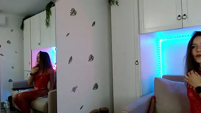 Hilary 283 online show from March 14, 9:21 pm