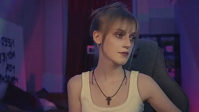 KiraMontoya online show from February 4, 2:50 am