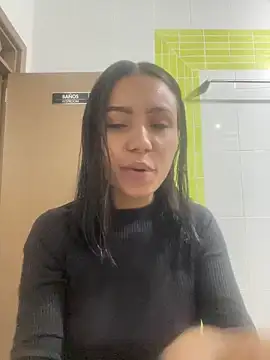 julieta fn online show from April 18, 1:26 pm