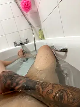 Ivancolomb online show from October 19, 12:28 pm