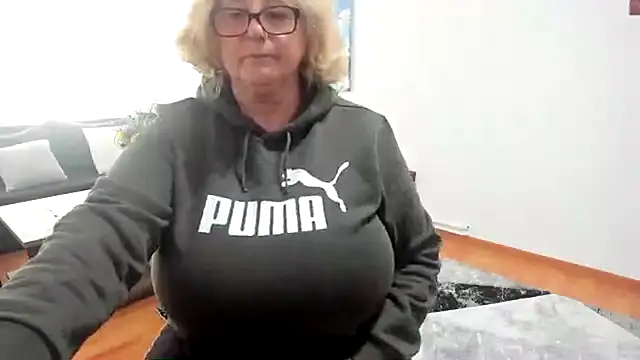 NoraJohnson6 online show from October 1, 10:43 am