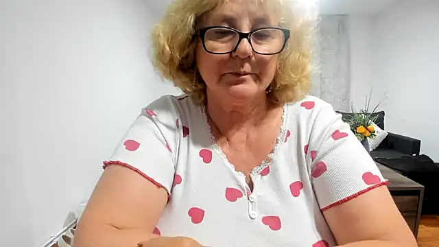 NoraJohnson6 online show from October 9, 9:02 pm