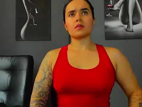 karlyjons12 online show from November 27, 4:42 pm