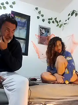 jeans and emma online show from October 27, 12:31 pm