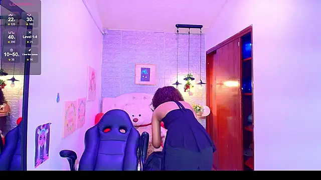 tylla  online show from March 20, 3:13 am