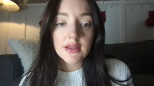 laceyjames24 online show from November 19, 11:43 am