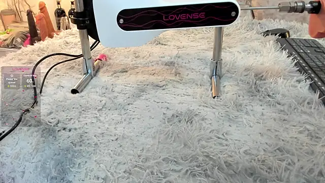 IVISBOUNCYASS online show from May 22, 12:44 pm
