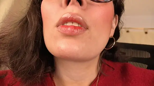 sophia dumont online show from April 19, 12:43 am