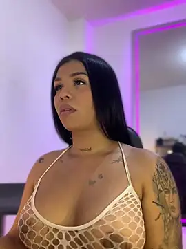 tinalove7 online show from April 28, 8:47 pm