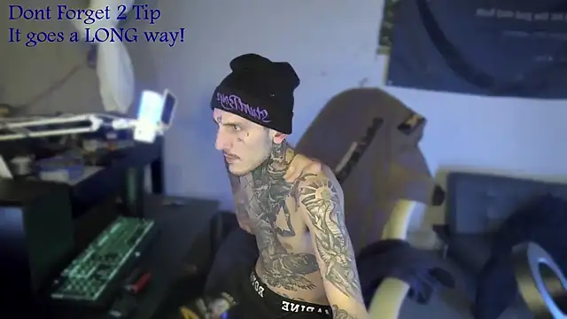 Snapshot of BadJewfucks chatting on January 19, 1:42 am BadJewfucks online show from January 19, 1:42 am
