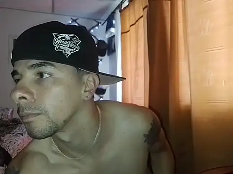 Snapshot of venusfranco_94 chatting on October 16, 5:25 pm venusfranco 94 online show from October 16, 5:25 pm