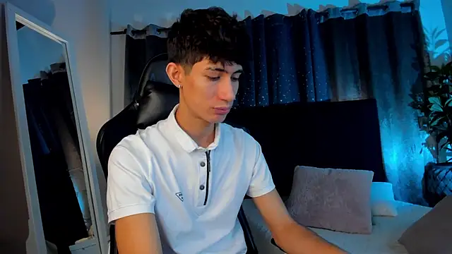 NovaaWheler online show from April 8, 12:27 pm