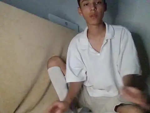 ChavoOT online show from February 15, 11:58 pm