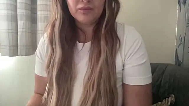 Snapshot of Billiexxx chatting on February 19, 12:55 pm Billiexxx online show from February 19, 12:55 pm