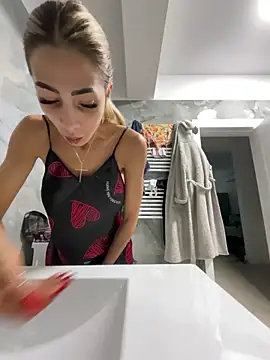 BonyBon29 online show from December 22, 6:10 am