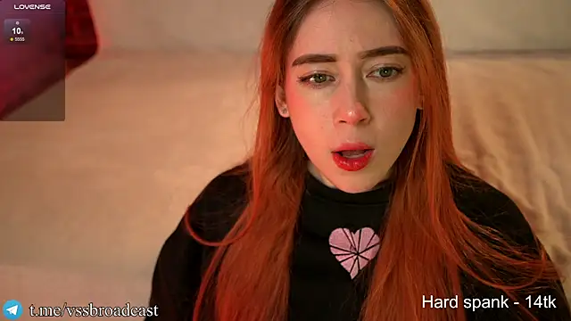Snapshot of Erza_aa chatting on May 11, 3:23 am Erza aa online show from May 11, 3:23 am