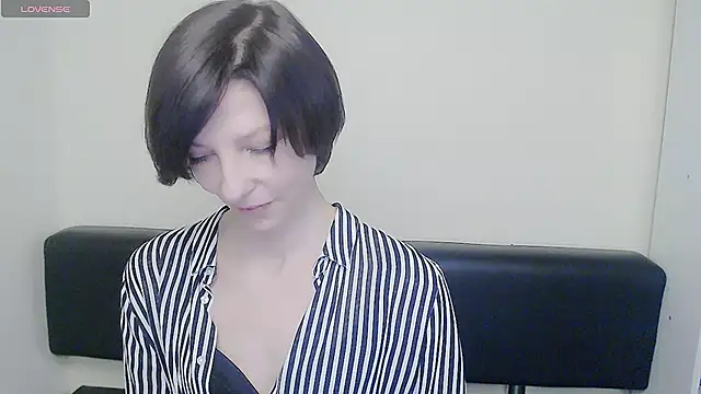  AngeliaFlow  online show from February 25, 10:37 am