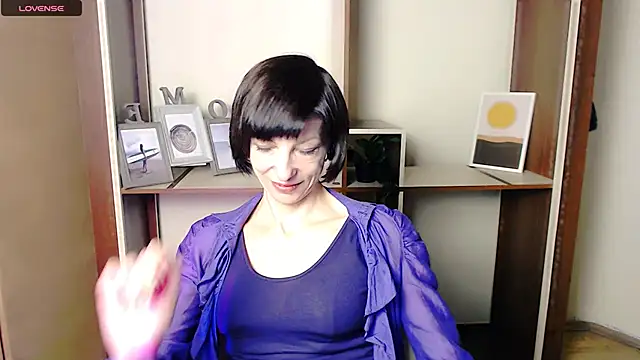  AngeliaFlow  online show from October 8, 6:33 am