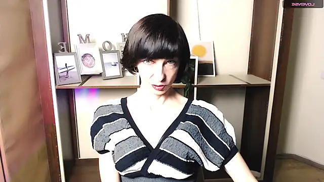  AngeliaFlow  online show from October 29, 7:43 am