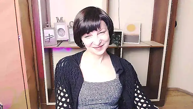  AngeliaFlow  online show from April 14, 7:58 am