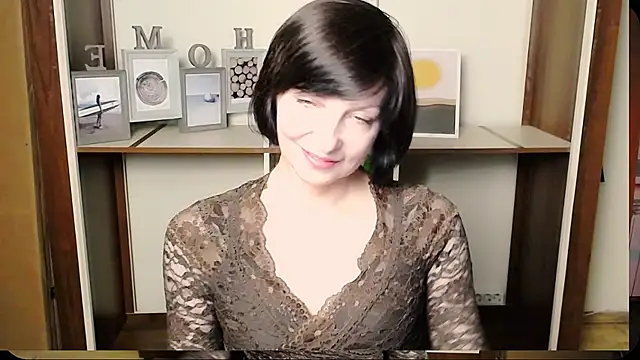 Snapshot of _AngeliaFlow_ chatting on July 22, 8:06 am AngeliaFlow online show from July 22, 8:06 am