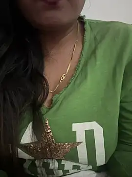 Deepcha1991 online show from April 17, 11:41 pm