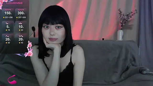 CelestialEwa online show from February 15, 12:01 pm