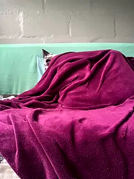 Uncleuncutmushroom online show from September 10, 9:09 am