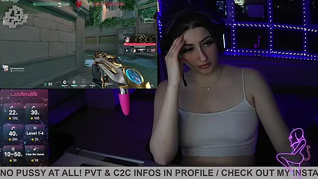 Snapshot of Gamergirl-Linela chatting on February 11, 5:50 pm Gamergirl-Linela online show from February 11, 5:50 pm