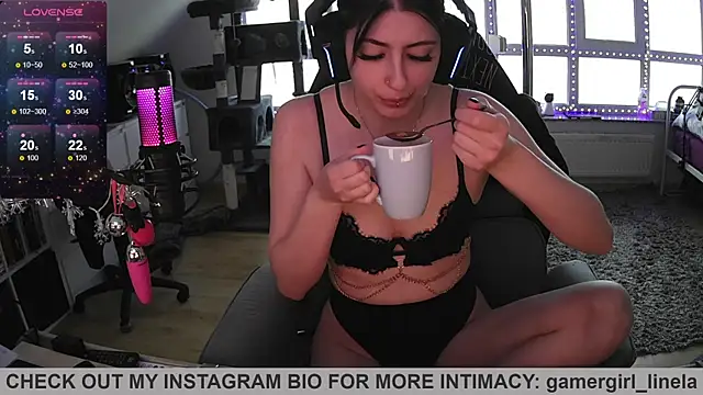 Gamergirl-Linela online show from July 23, 4:43 am