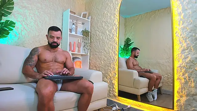 Snapshot of Maofenix chatting on February 21, 9:54 pm Maofenix online show from February 21, 9:54 pm