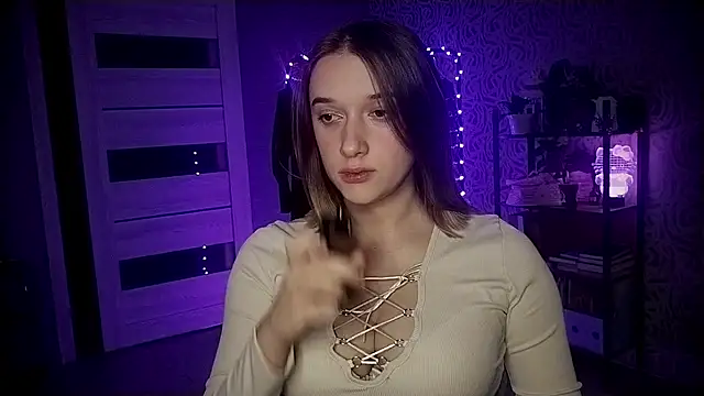 kamilla shy online show from February 13, 10:22 pm