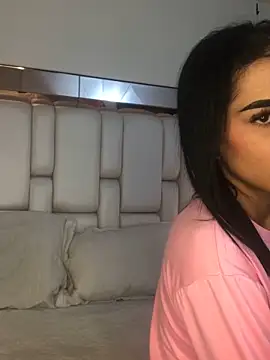 AngellsCollings online show from February 10, 7:38 pm