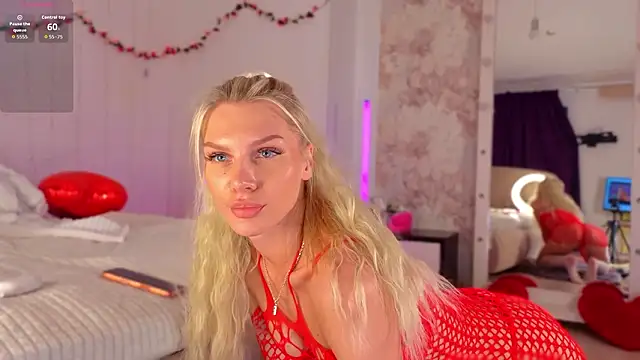 Nicole Hampton online show from March 18, 3:26 pm