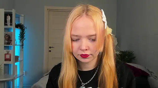 Bellla Murrr online show from February 10, 2:48 pm