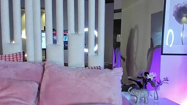 Cloee Rainbow1 online show from March 17, 12:08 pm