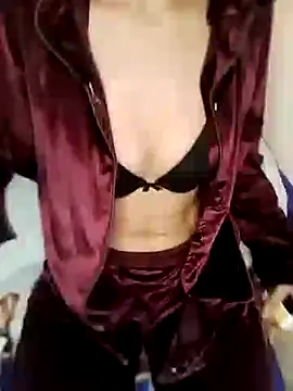 Snapshot of Nihal-68 chatting on February 16, 1:05 pm Nihal-68 online show from February 16, 1:05 pm