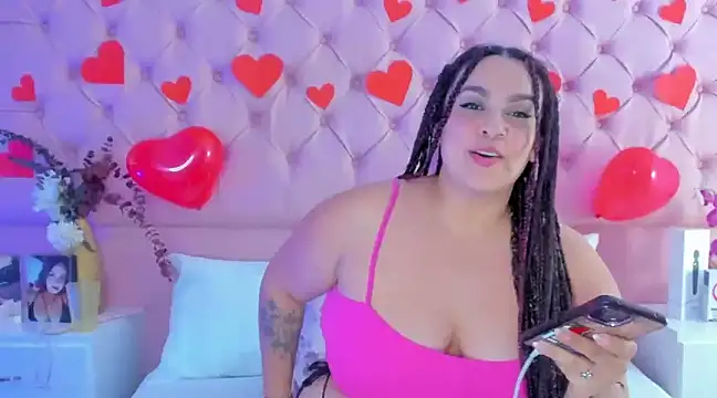 KourtneyEvans online show from February 19, 11:25 pm