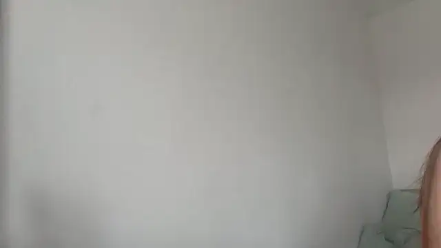 Snapshot of skyejde chatting on September 14, 10:58 am skyejde online show from September 14, 10:58 am